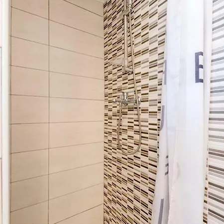 House Domino 度假居